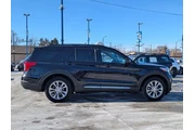 $32997 : Ford Explorer 2023 AWD XLT 4 thumbnail