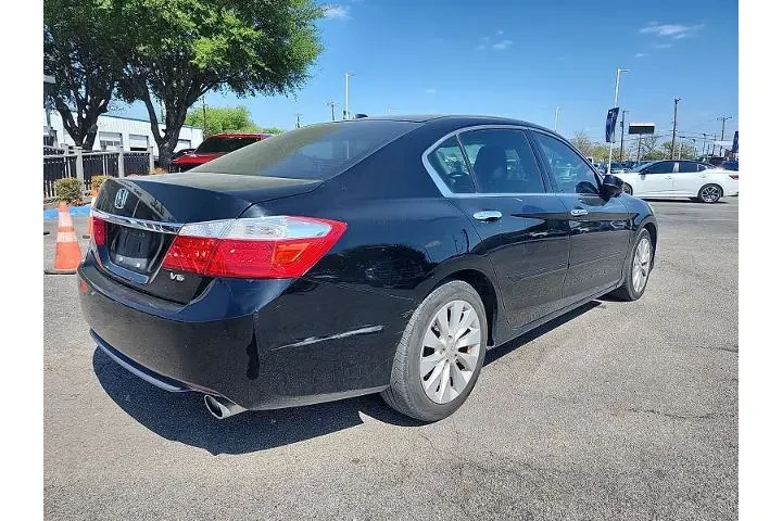 $16997 : Honda Accord 2015 EX-L V6 4d image 3