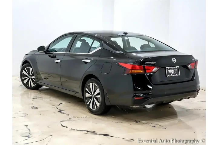 $20495 : Nissan Altima 2022 2.5 SV 4d image 10