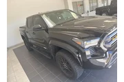 $32696 : Toyota Tacoma 2024 4x2 SR 4d thumbnail
