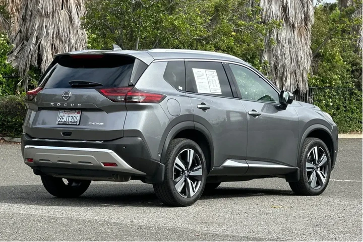 $25997 : Nissan Rogue 2023 Platinum 4 image 3