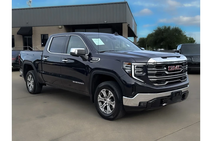 $51490 : 2025 GMC Sierra 1500 SLT image 1
