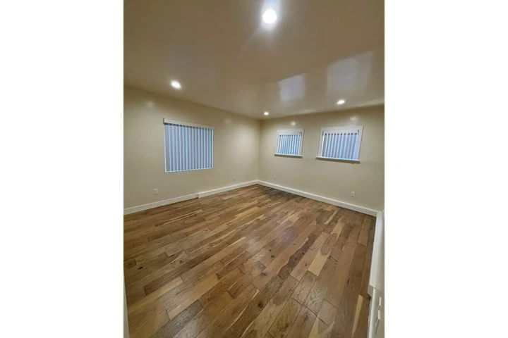$1100 : ¡Se Renta hermoso apartamento! image 4