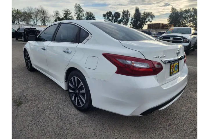 $12599 : 2018 Altima 2.5 SV image 7