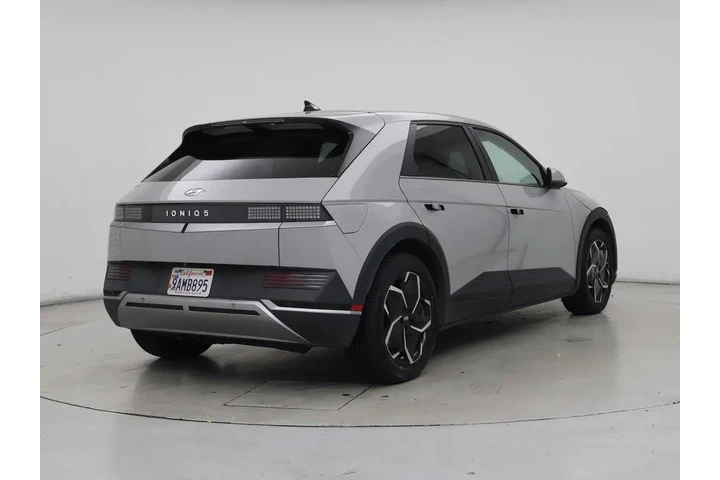 $23998 : Hyundai IONIQ 5 2022 SE 4dr image 8