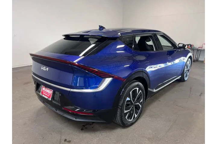 $21862 : Kia EV6 2022 Wind 4dr Crosso image 3