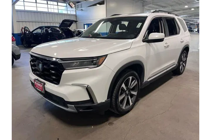 $39981 : Honda Pilot 2024 Touring 4dr image 7