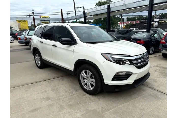 $15995 : 2018 Pilot LX 4WD image 7