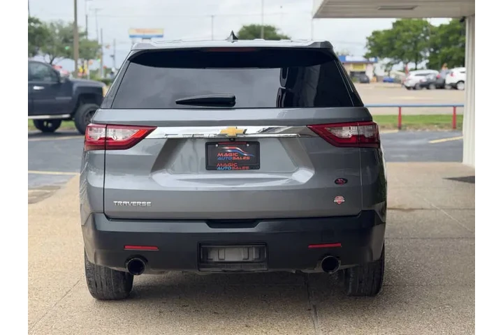 $15999 : 2020 Traverse LS image 8