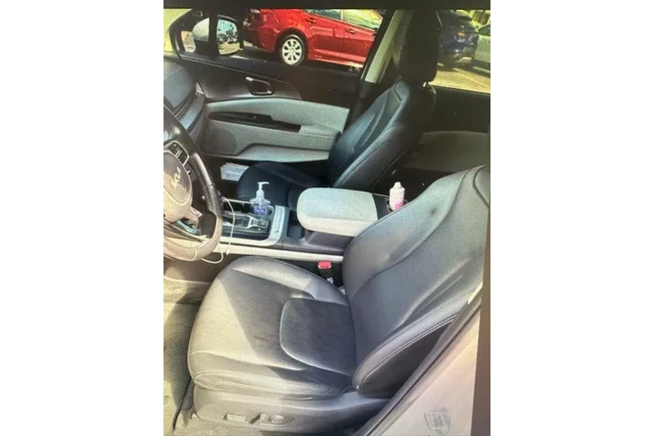 $35990 : Ford Explorer 2025 ST-Line 4 image 4