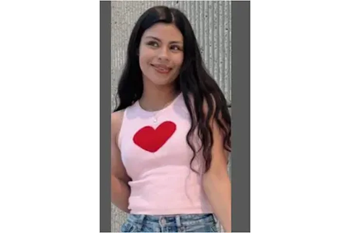 💚(747)327-1820 COLOMBIANA image 1