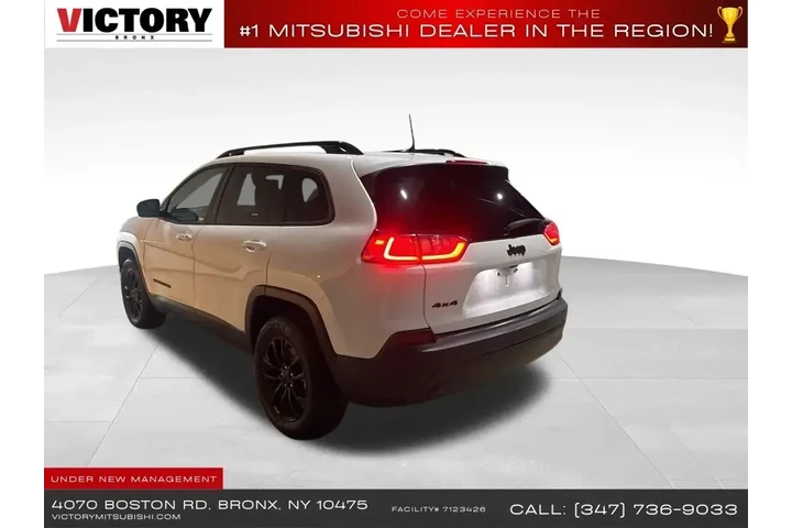 $17995 : Jeep Cherokee 2023 4x4 Altit image 6