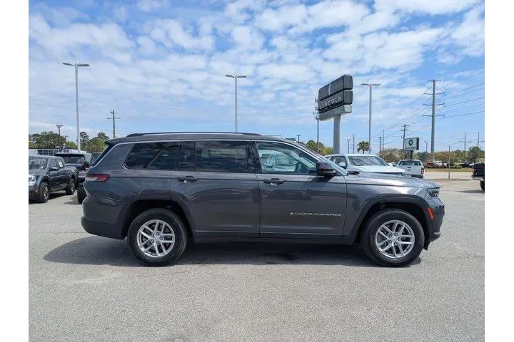 $24995 : Jeep Grand Cherokee L 2022 4 image 4