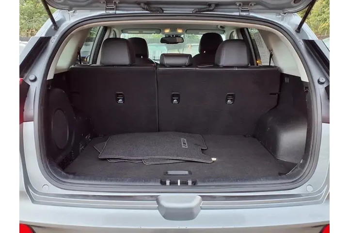 $12495 : Kia Niro EV 2022 S 4dr Cross image 6