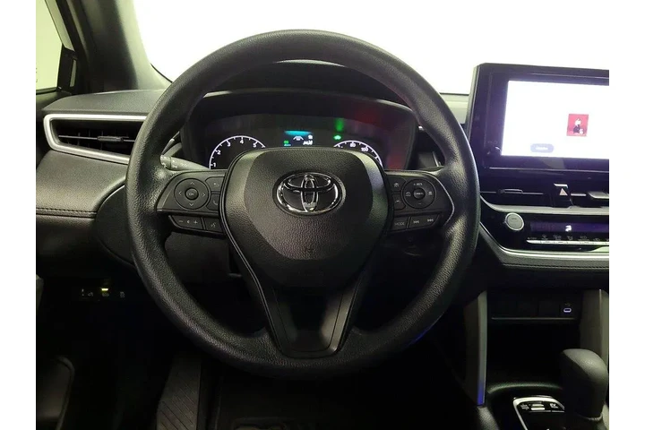 $30998 : Toyota Corolla Cross Hybrid image 10