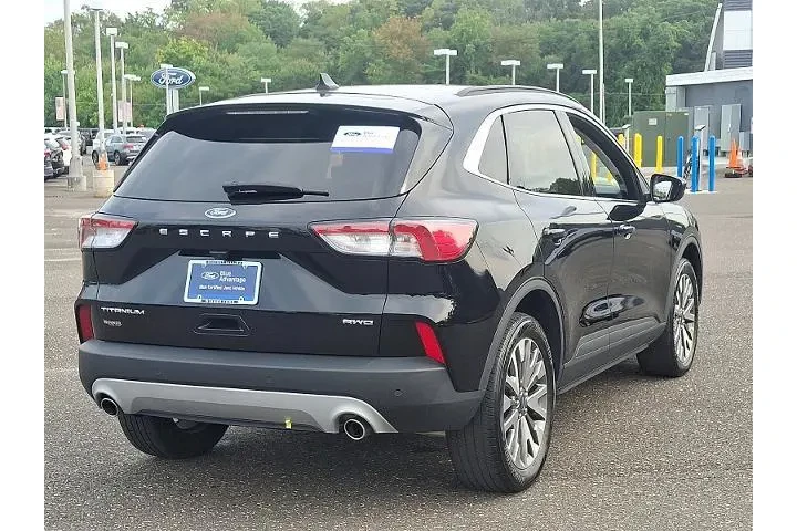 $27197 : Ford Escape 2022 AWD Titaniu image 6