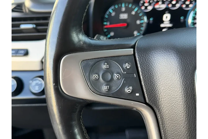 $36995 : GMC Yukon 2018 4x4 Denali 4d image 10