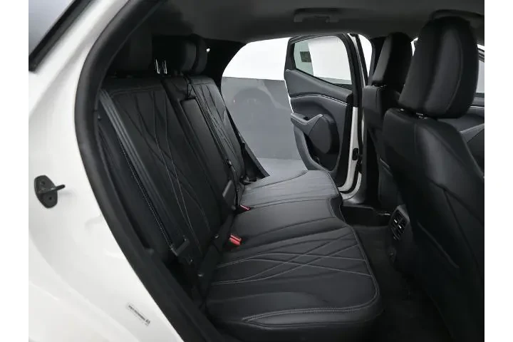 $30991 : Ford Mustang Mach-E 2024 AWD image 10