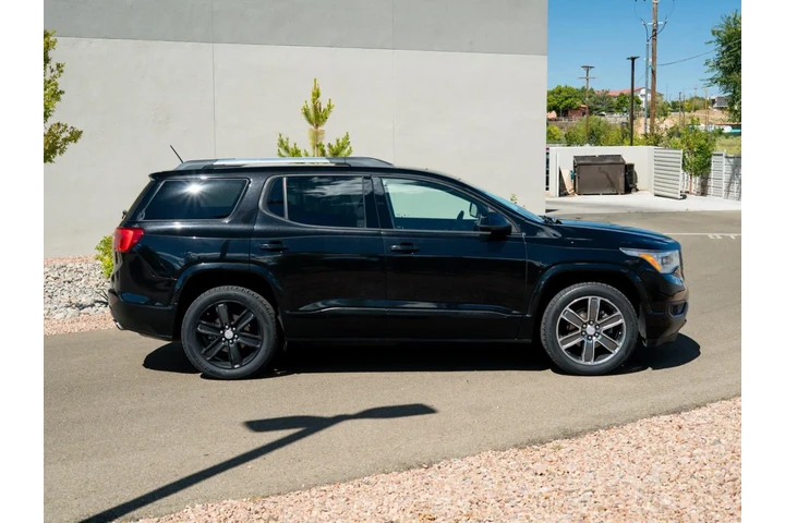 $25988 : 2019 Acadia Denali image 5