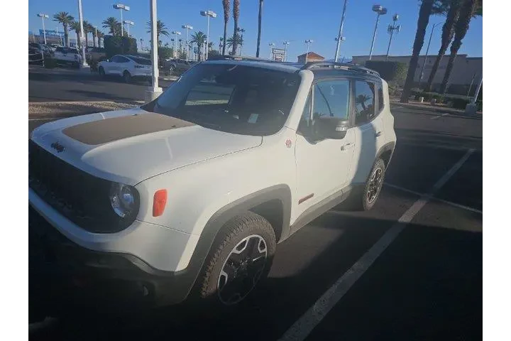 $12073 : Jeep Renegade 2017 4x4 Trail image 1