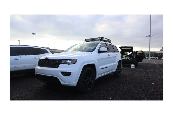 $24999 : Jeep Grand Cherokee 2021 4x2 image 2