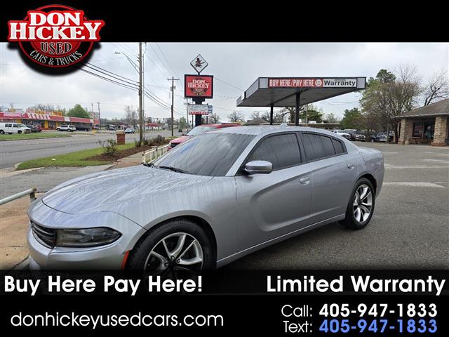 2016 Charger 4dr Sdn SXT RWD image 1
