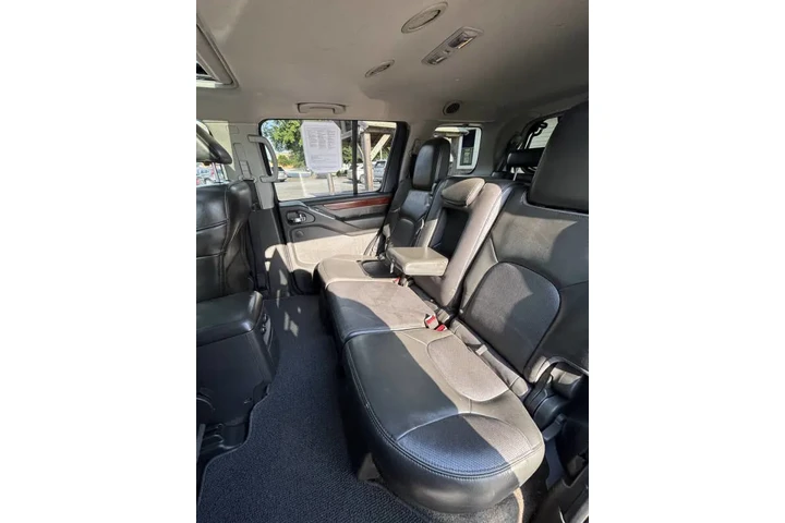 2012 Pathfinder Silver Edition image 9