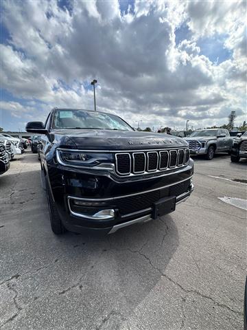 $45000 : Jeep Wagoneer image 2