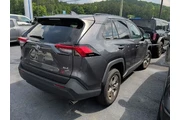 $30538 : Toyota RAV4 2024 XLE 4dr SUV thumbnail