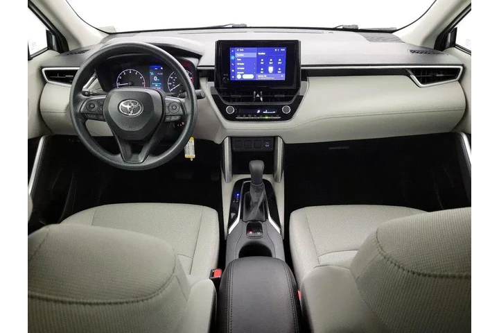 $27998 : Toyota Corolla Cross 2024 AW image 9