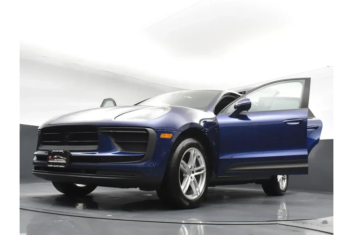 $32526 : Porsche Macan 2022 AWD 4dr S image 5