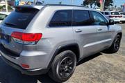 $14995 : 2017 Grand Cherokee Laredo thumbnail