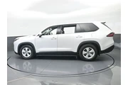 $38499 : Toyota Grand Highlander 2025 thumbnail