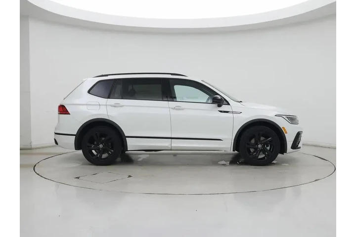 $25998 : Volkswagen Tiguan 2023 SE R- image 7