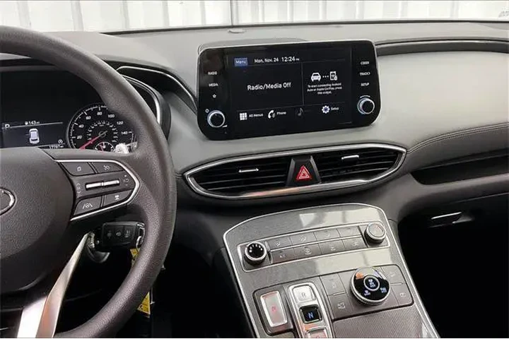 $22490 : Hyundai SANTA FE 2023 AWD SE image 6