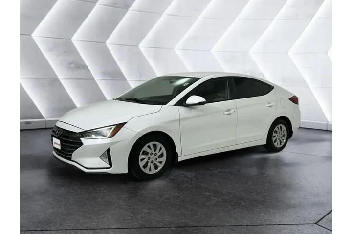 $10901 : Hyundai ELANTRA 2019 SE 4dr image 3
