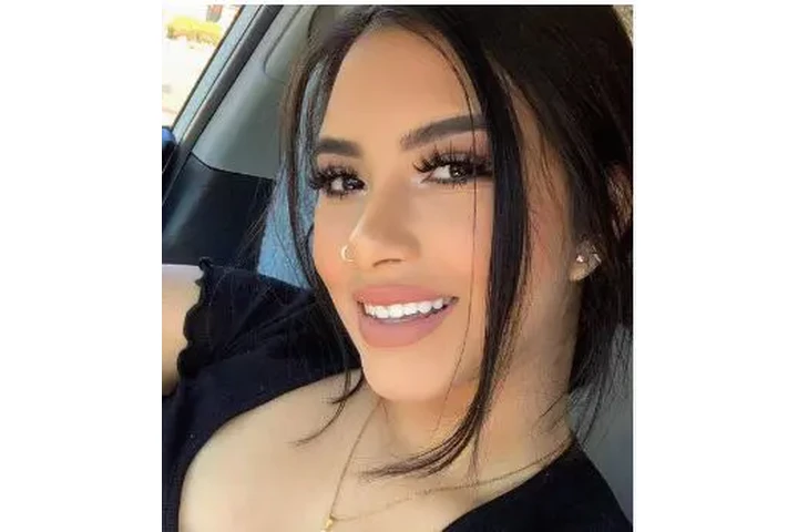 (213)295-1499  💖 image 1