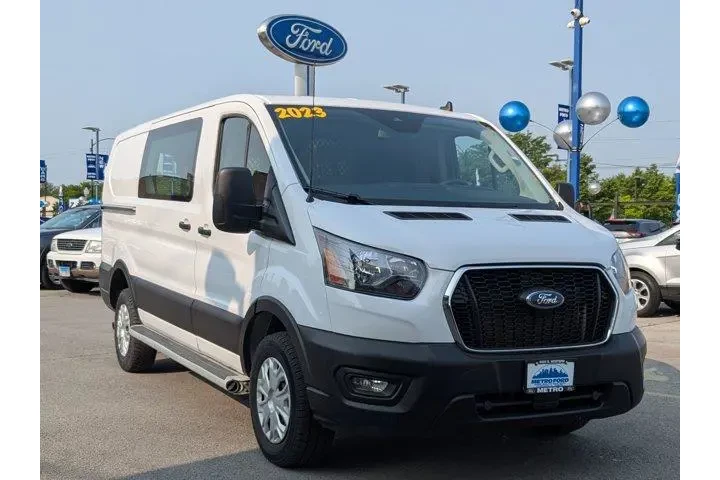 $28888 : Ford Transit 2023 250 3dr SW image 2