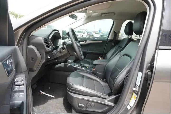 $23725 : Ford Escape 2022 SEL 4dr SUV image 7