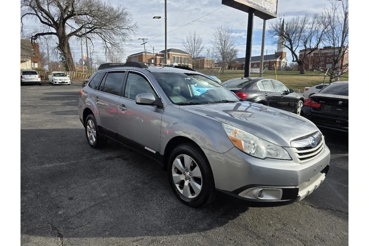 $5500 : 2010 Outback 2.5i Limited image 2