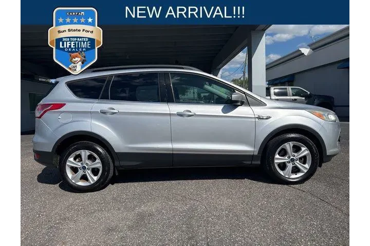 $8491 : Ford Escape 2016 SE 4dr SUV image 1