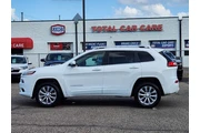 $17492 : 2017 Cherokee Overland thumbnail