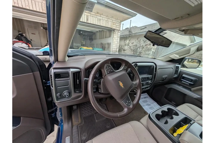 $9000 : 2015 Chevy Silverado LT Z71 image 4