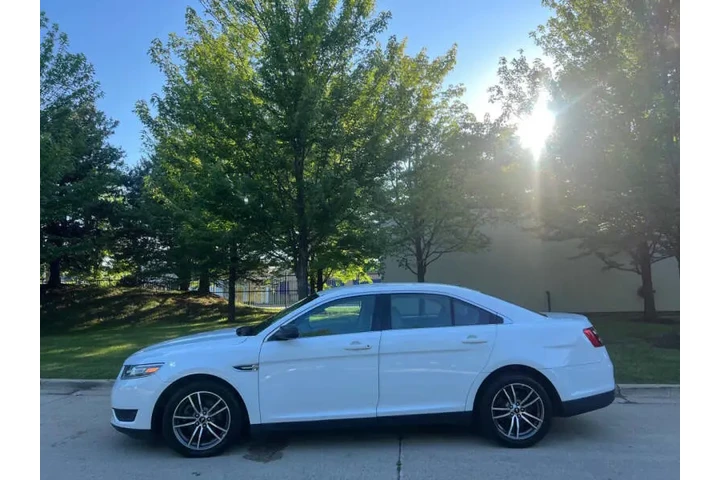 $11997 : 2018 Taurus SE image 8
