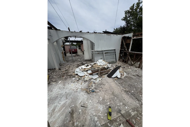 Demolition and cleaning image 8
