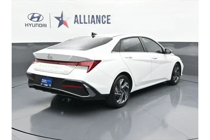 $23160 : Hyundai ELANTRA 2025 Limited image 10