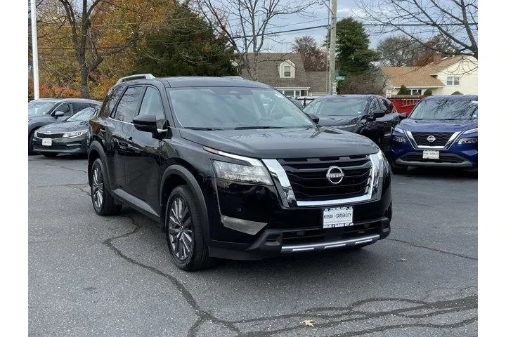 $33995 : Nissan Pathfinder 2025 AWD S image 1