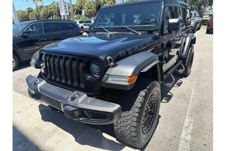 $24650 : Jeep Wrangler Unlimited 2022 image 2