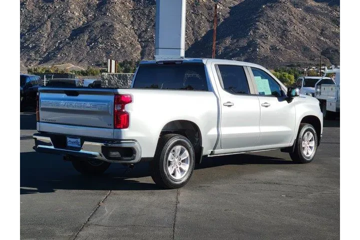 $33500 : Chevrolet Silverado 1500 202 image 2