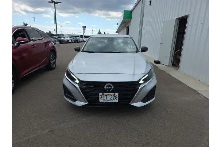 $19775 : Nissan Altima 2024 2.5 SV 4d image 4